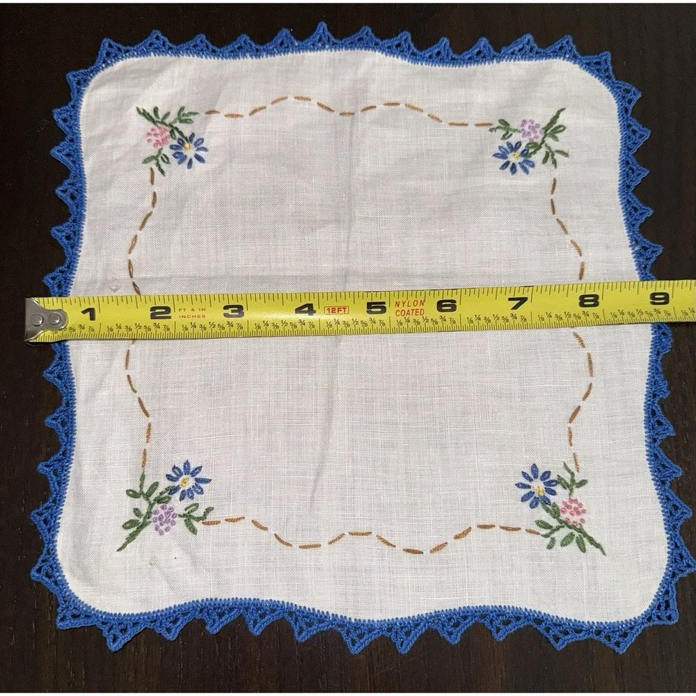 Vintage Embroidered Linen Doily 3 Pc w/ Crochet Trim Floral Dresser Scarf Runner